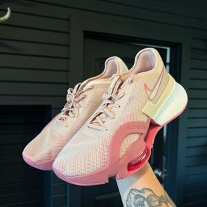 Nike Women's Light Pink Athletic Sneakers